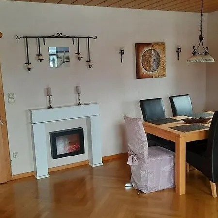 House 10 Hochstein Semesterbostad *